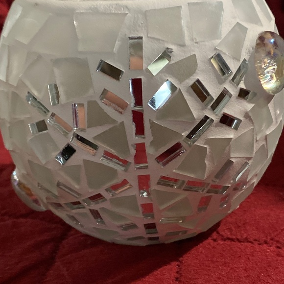 Home Interiors Holiday Frosted Glass Mirrored Mosaic Snowflake